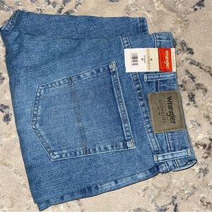 Brand new men’s shorts size 38